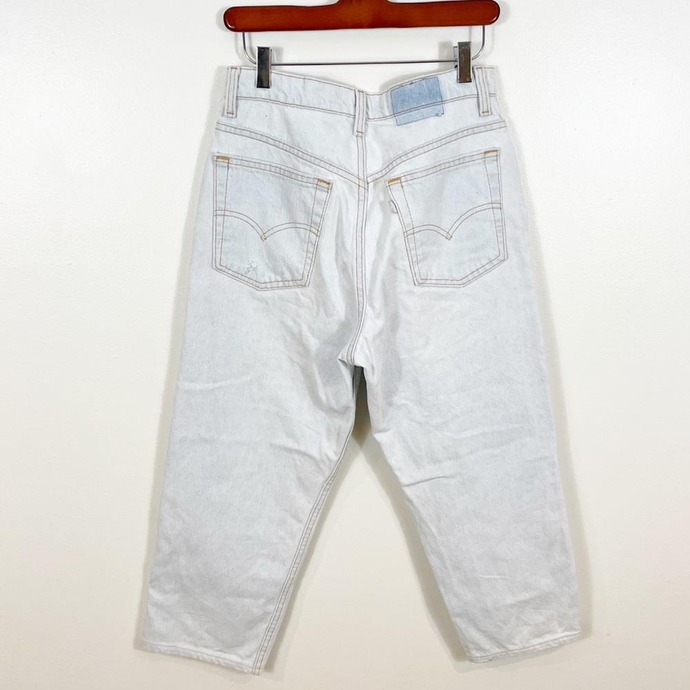 LEVIS Vintage Silver Tab Loose Mom Jean Hi Rise 10 Light Wash Skater Baggy